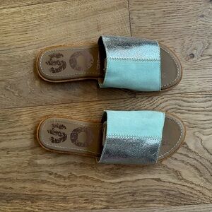 Women’s sorel slides